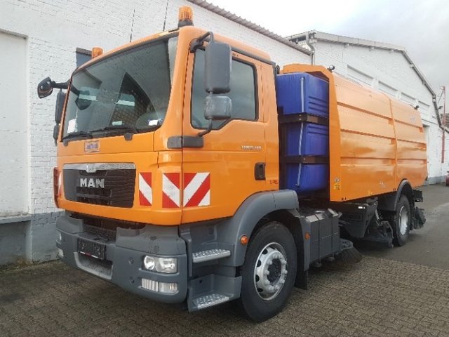 MAN TGM