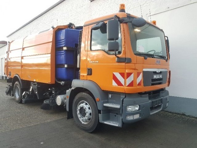 MAN TGM