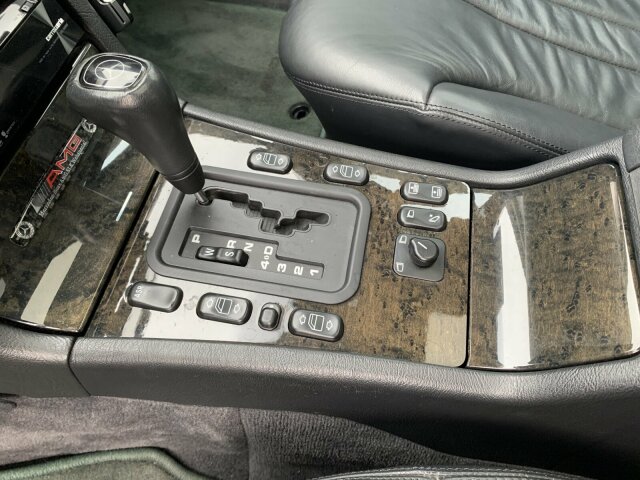 MERCEDES-BENZ E 50