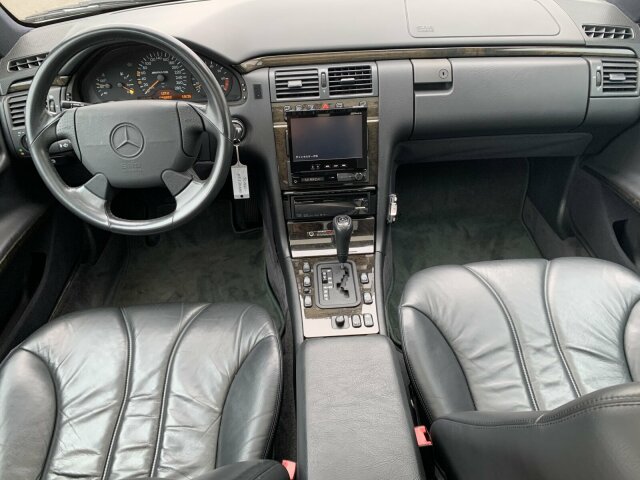 MERCEDES-BENZ E 50