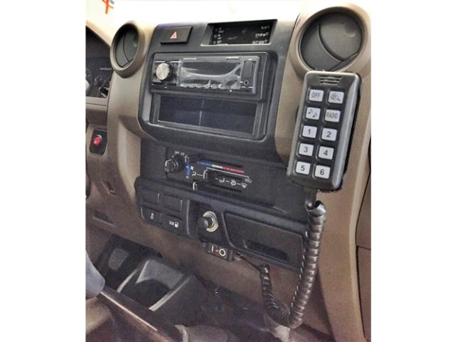 TOYOTA (J) Land Cruiser