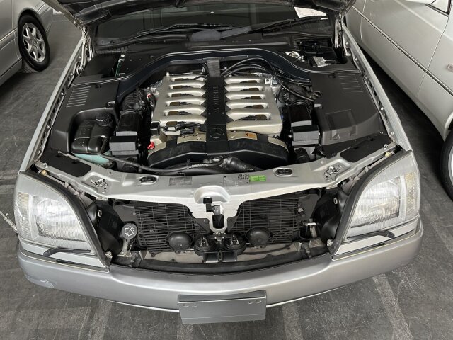 MERCEDES-BENZ S 600
