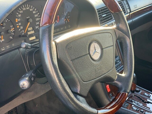 MERCEDES-BENZ S 600