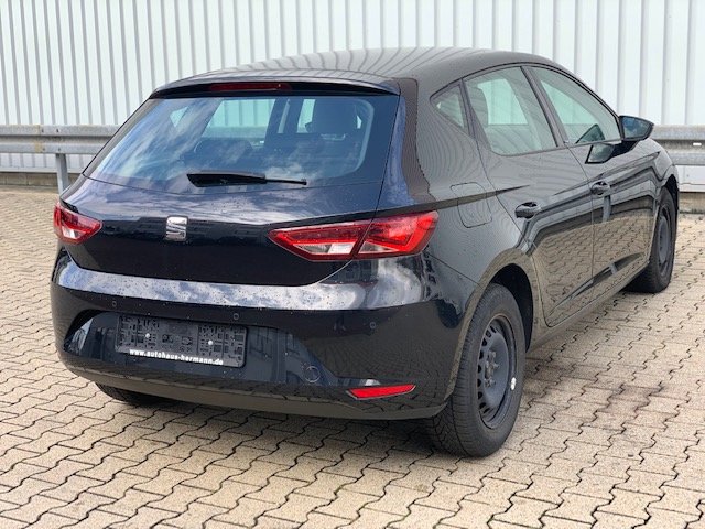 SEAT (E) Leon