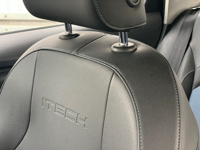 SEAT (E) Leon