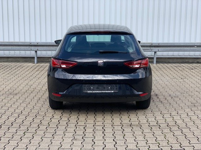 SEAT (E) Leon