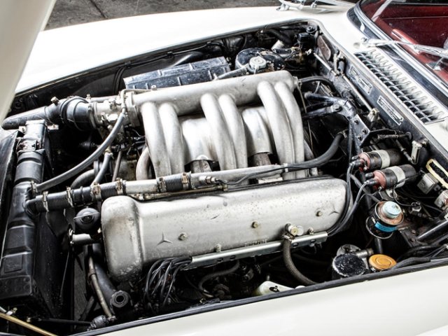 MERCEDES-BENZ 300