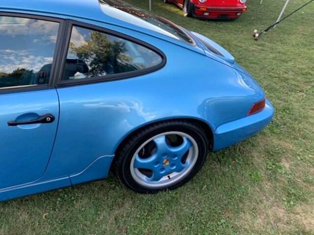 PORSCHE 964