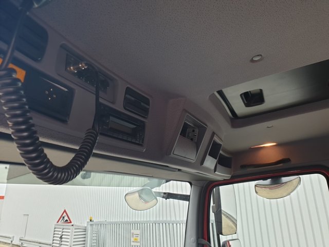DAIMLER-BENZ Atego