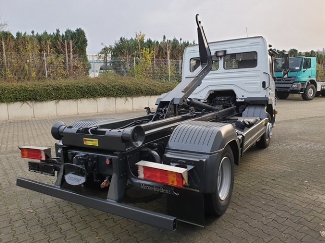 DAIMLER-BENZ Atego