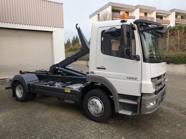 DAIMLER-BENZ Atego