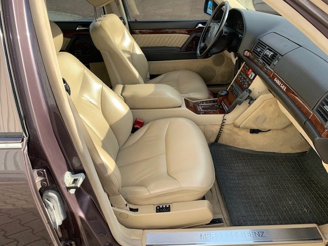MERCEDES-BENZ S 600