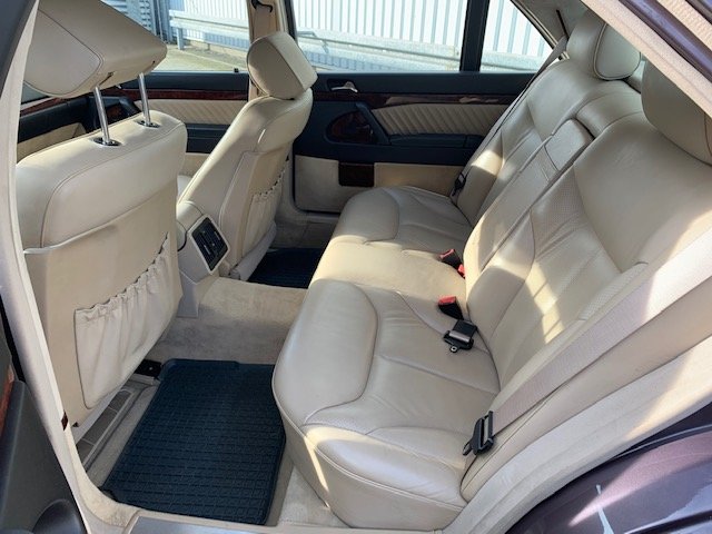 MERCEDES-BENZ S 600