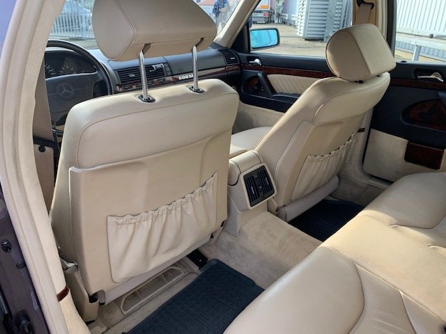 MERCEDES-BENZ S 600