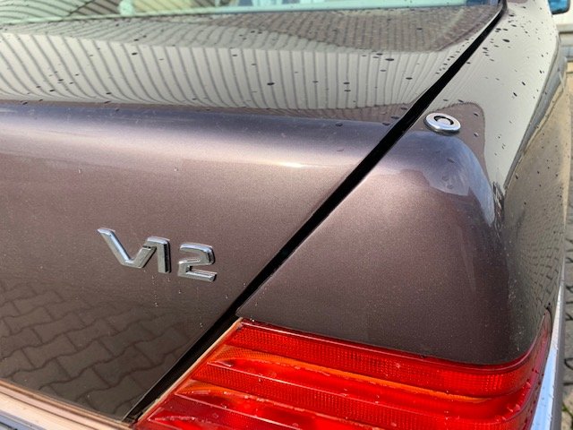 MERCEDES-BENZ S 600