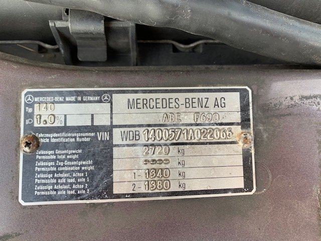 MERCEDES-BENZ S 600