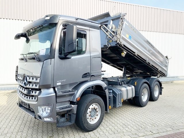 Mercedes-BenzArocs