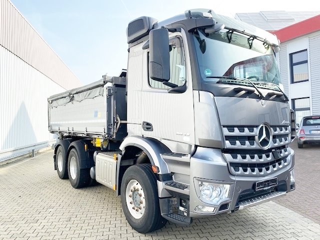 DAIMLER-BENZ Arocs