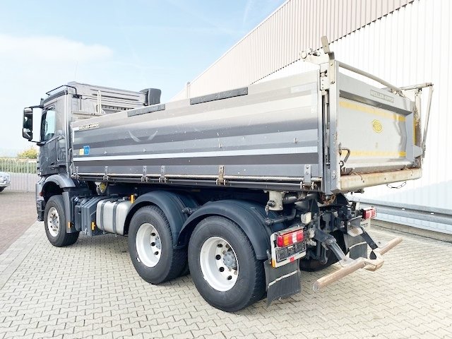 DAIMLER-BENZ Arocs