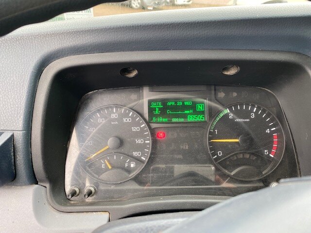 MITSUBISHI Canter