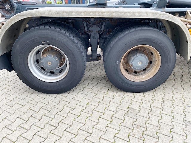 DAIMLER-BENZ Actros