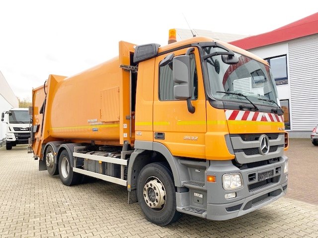DAIMLER-BENZ Actros