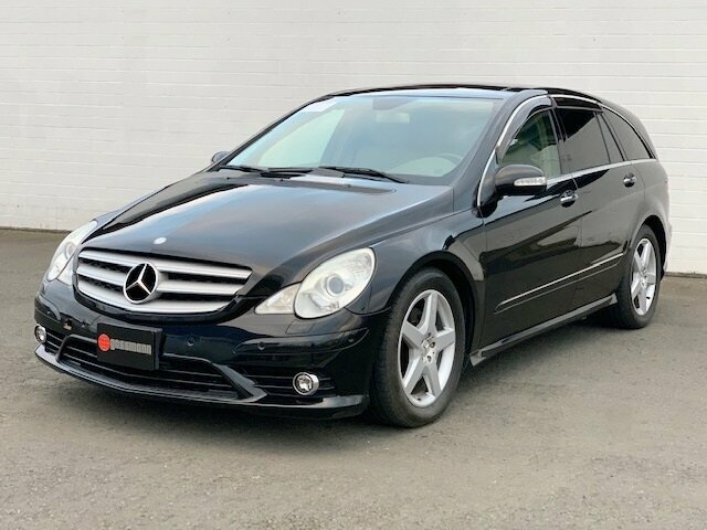 MERCEDES-BENZ R 550