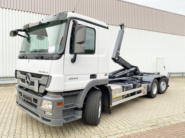 Mercedes-BenzActros