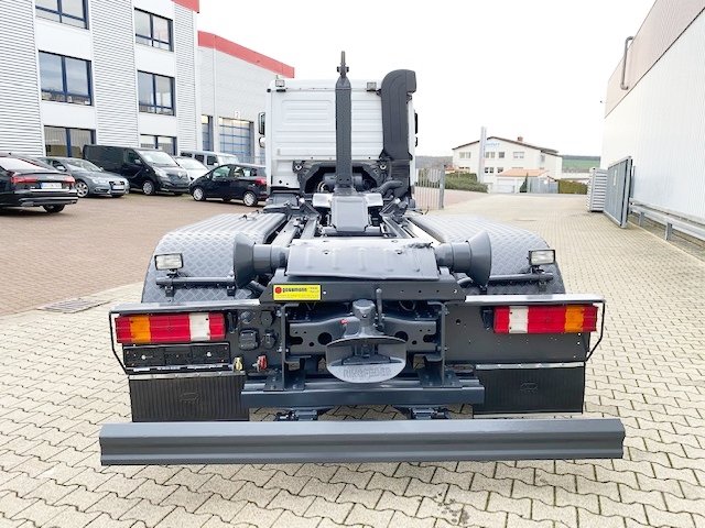 DAIMLER-BENZ Actros
