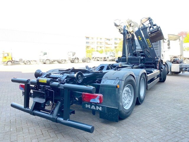 MAN TGA
