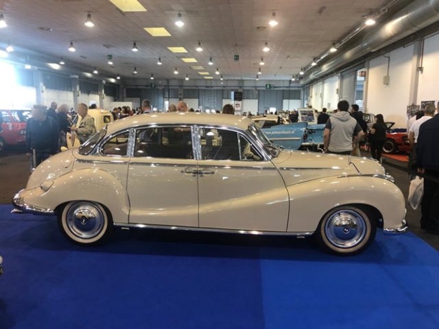BMW 502