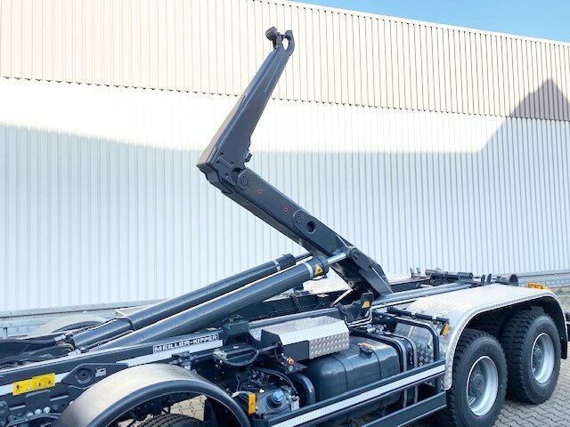 DAIMLER-BENZ Arocs