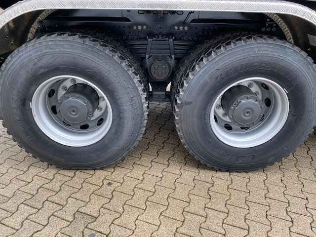 DAIMLER-BENZ Arocs