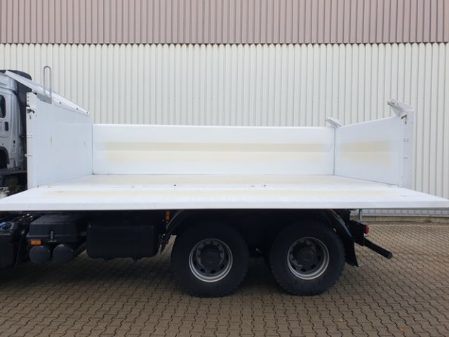 DAIMLER-BENZ Arocs