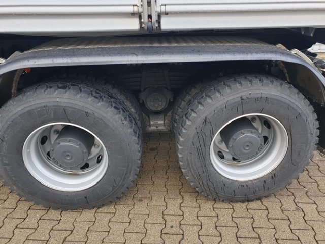 DAIMLER-BENZ Arocs