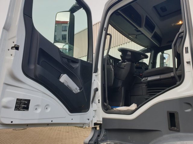 DAIMLER-BENZ Arocs
