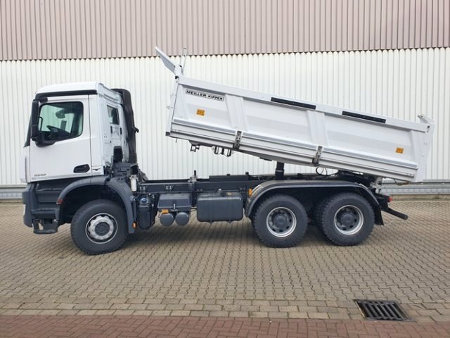 DAIMLER-BENZ Arocs