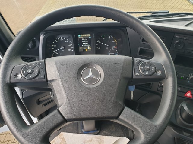DAIMLER-BENZ Arocs