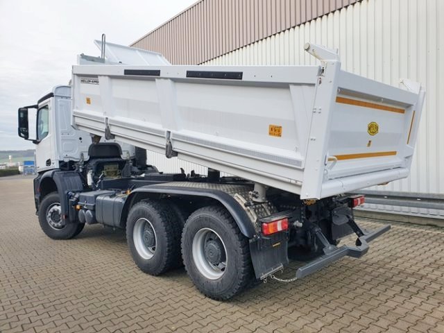 DAIMLER-BENZ Arocs