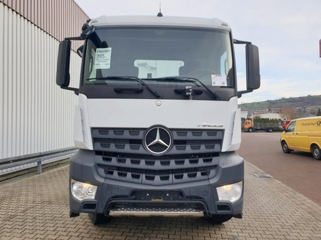 DAIMLER-BENZ Arocs