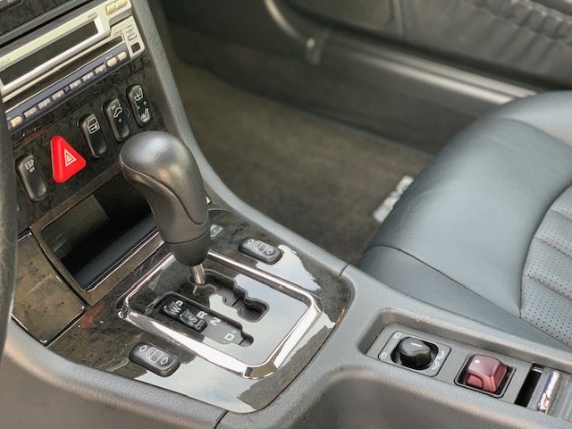 MERCEDES-BENZ SLK 32 AMG
