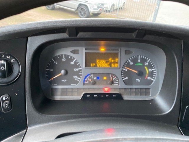 DAIMLER-BENZ Atego