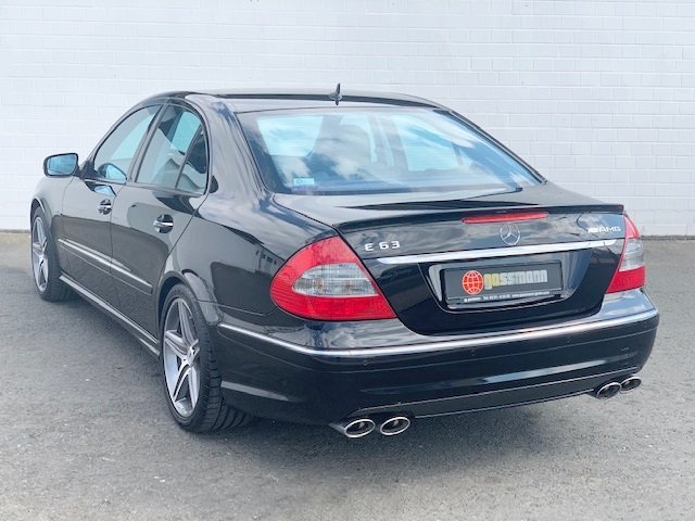 MERCEDES-BENZ E 63 AMG
