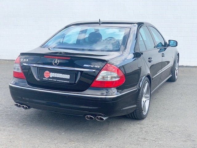 MERCEDES-BENZ E 63 AMG