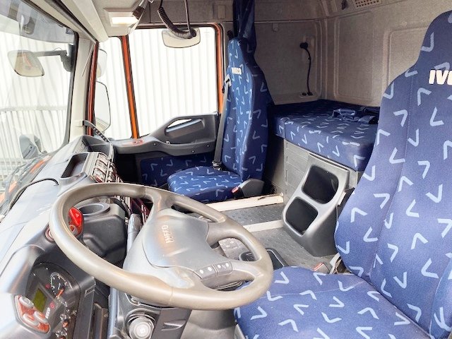 IVECO-MAGIRUS Trakker
