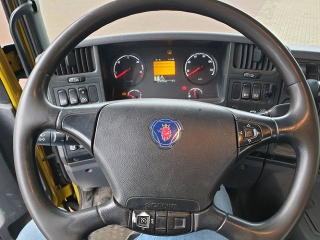 SCANIA (S) P
