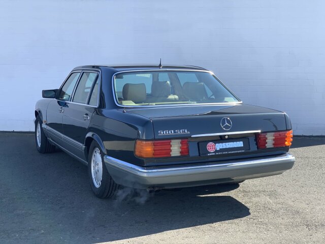 MERCEDES-BENZ 560
