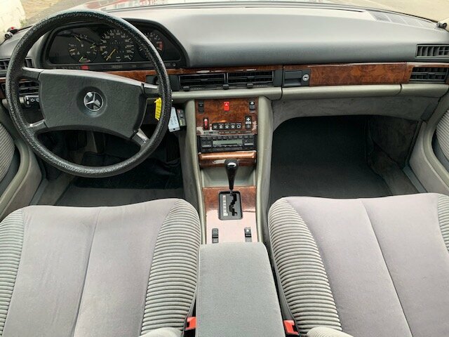 MERCEDES-BENZ 380
