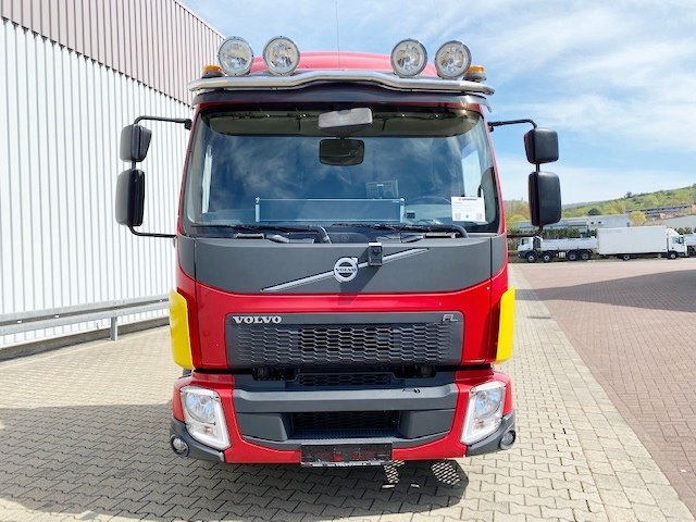 VOLVO (S) FL