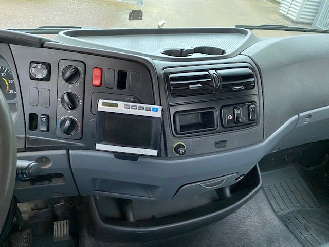 DAIMLER-BENZ Atego